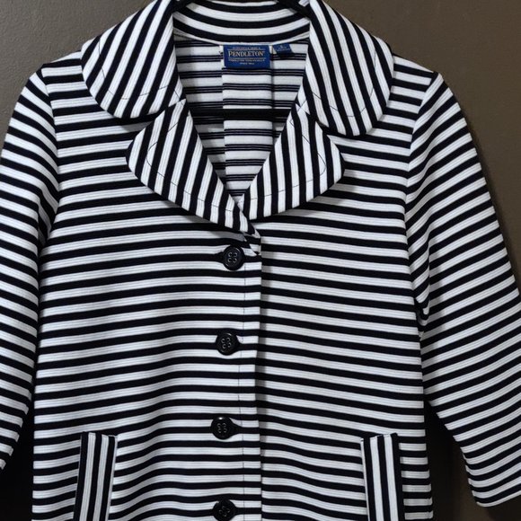 Pendleton Black and White Striped Jacket SIZE SMALL PETITE - Picture 3 of 6